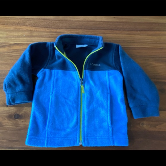 Gently used Toddler boy’s Columbia Fleece Jacket - Picture 2 of 3
